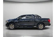 $39509 : Nissan Titan 2024 4x4 SV 4dr thumbnail