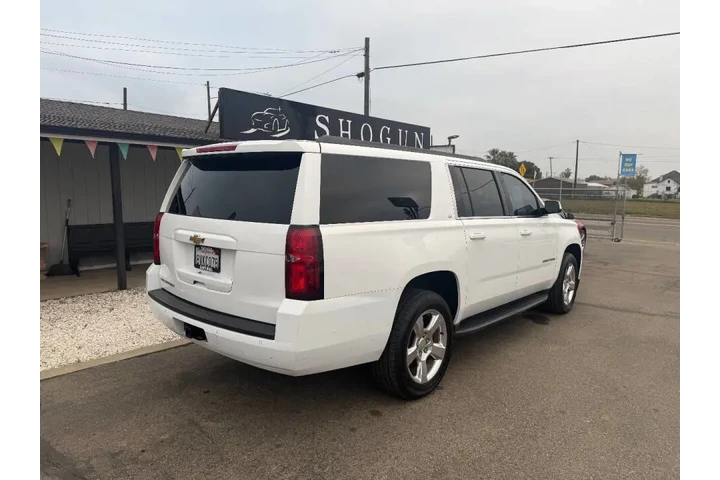 $18995 : 2015 Suburban image 3