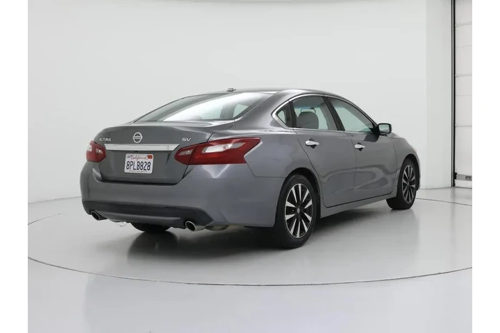 $13998 : Nissan Altima 2018 2.5 SV 4d image 8
