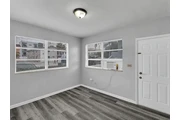 $1568 : Riverside thumbnail