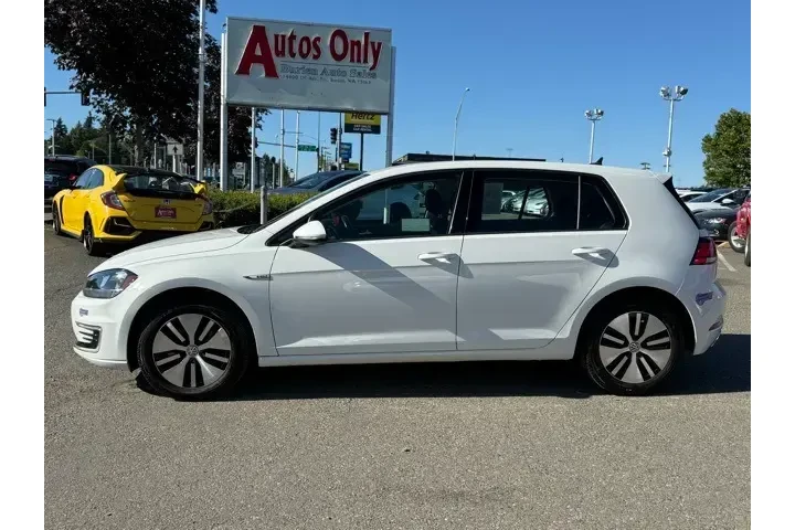 $12999 : Volkswagen e-Golf 2019 SE 4d image 8