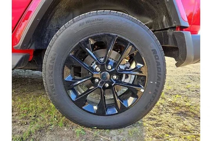 $35798 : Jeep Wrangler 2025 4x4 Sahar image 6