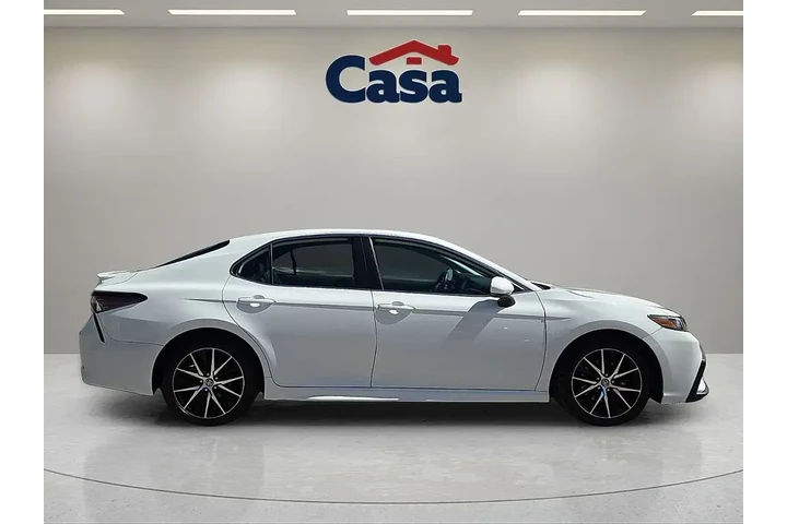 $28495 : Toyota Camry 2024 SE 4dr Sed image 2