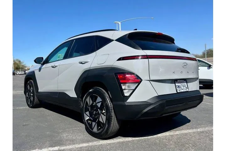 $19997 : Hyundai KONA 2024 SEL 4dr Cr image 7