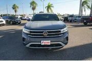 $27795 : Volkswagen Atlas Cross Sport thumbnail