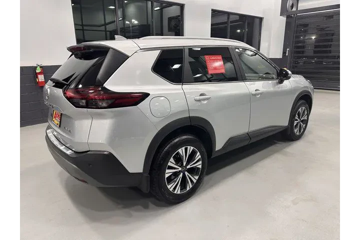 $23206 : Nissan Rogue 2023 AWD SV 4dr image 6