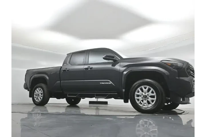 $35000 : Toyota Tacoma 2025 4x2 SR5 4 image 3