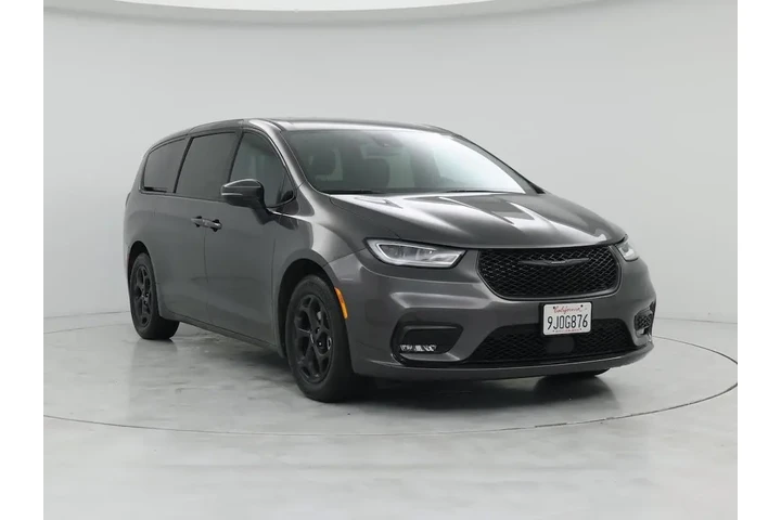$29998 : Chrysler Pacifica Plug-In Hy image 1