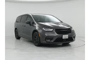 Chrysler Pacifica Plug-In Hy en Sacramento