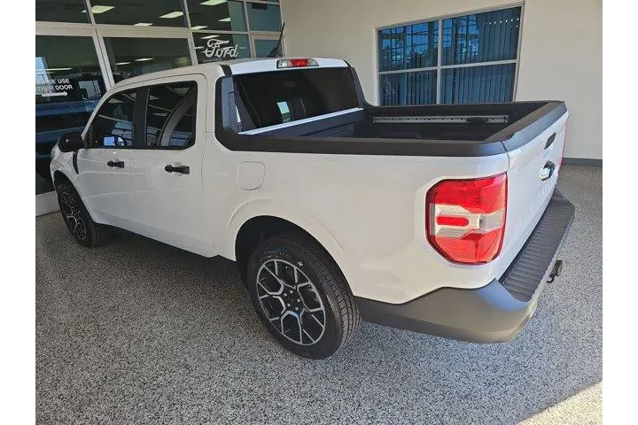 $28999 : Ford Maverick 2023 AWD XLT 4 image 4