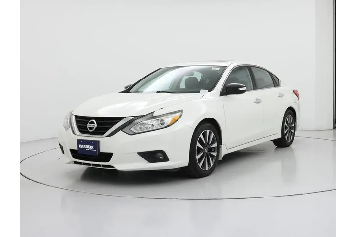 $13998 : Nissan Altima 2016 2.5 SV 4d image 4