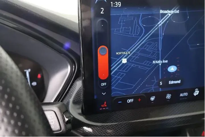 $23445 : Ford Escape 2023 AWD ST-Line image 8