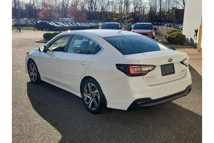 $26488 : Subaru Legacy 2021 AWD Limit image 4