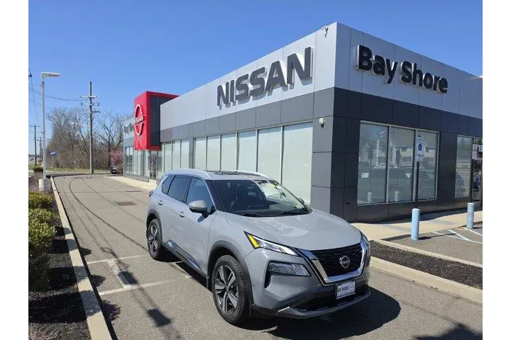 $23330 : Nissan Rogue 2023 AWD SL 4dr image 2