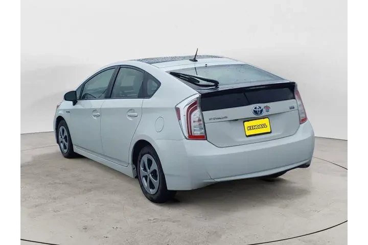 $16261 : Toyota Prius 2015 One 4dr Ha image 3