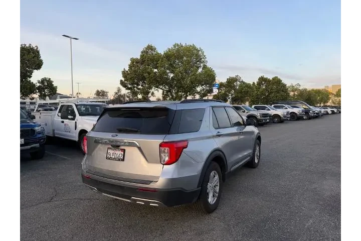 $31000 : Ford Explorer 2023 XLT 4dr S image 3