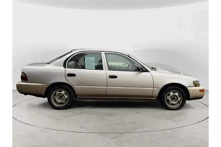 $2991 : Toyota Corolla 1997 4dr Seda image 5