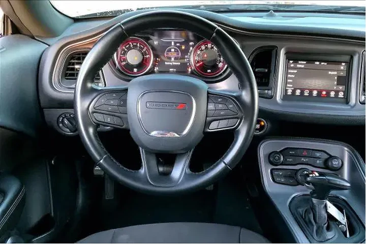 $25438 : Dodge Challenger 2023 GT 2dr image 5