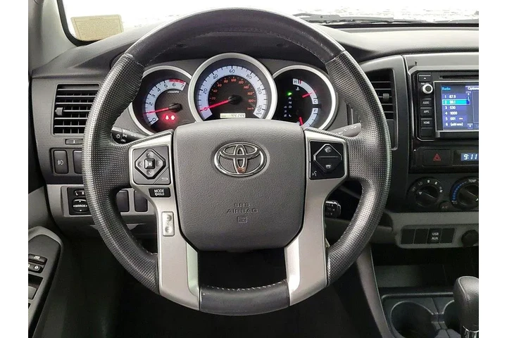 $29998 : Toyota Tacoma 2014 4x2 PreRu image 10