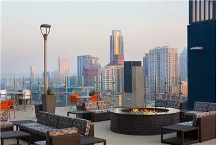 $2989 : Rental property with 2 bedro image 1