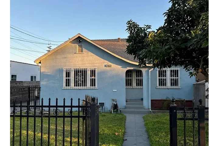 $2950 : ASTONISHING HOUSEHOLD FOR RENT image 1