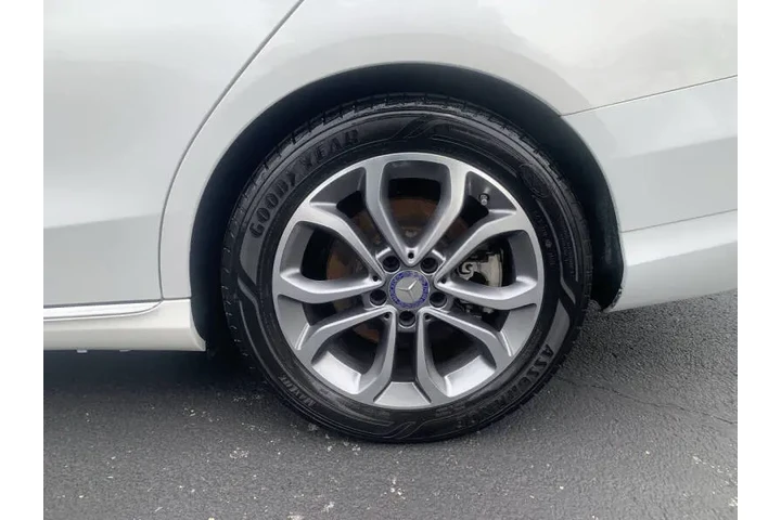 $13995 : 2016 Mercedes-Benz C-Class C image 10