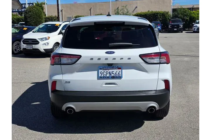 $20725 : Ford Escape 2022 SE 4dr SUV image 5
