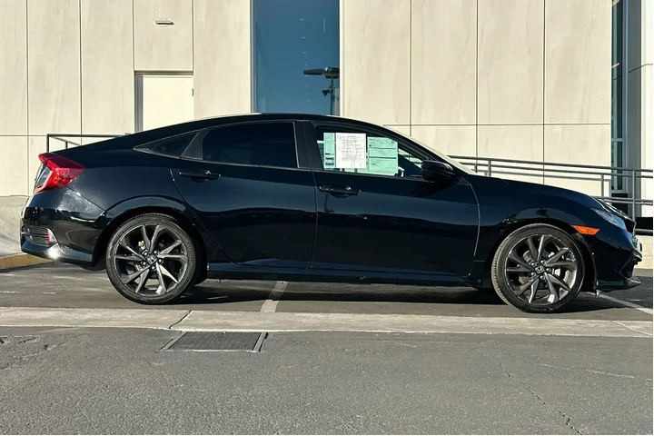 $18000 : Honda Civic 2019 Sport 4dr S image 2
