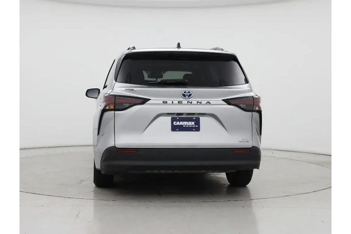 $37998 : Toyota Sienna 2024 XLE 8-Pas image 3