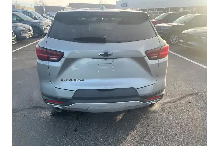 $31500 : Chevrolet Blazer 2023 AWD LT image 8
