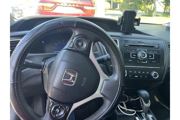$7000 : Vendo honda civic 2015 image 4