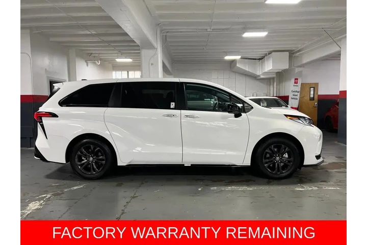 $51000 : 2025 Sienna XSE 7 Passenger image 6