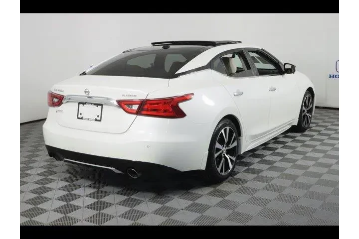 $21875 : Nissan Maxima 2018 Platinum image 7