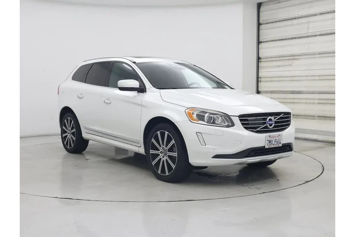 $15998 : Volvo XC60 2016 T5 Drive-E P image 1