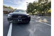 $16999 : 2022 S60 B5 Momentum thumbnail