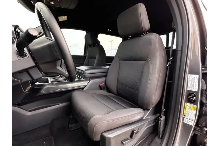 $32494 : Ford F-150 2023 4x2 XLT 4dr image 6