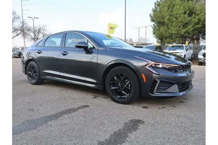 $21677 : Kia K5 2025 LXS 4dr Sedan image 2