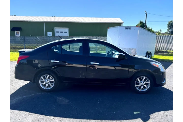 $6995 : 2015 Versa image 2