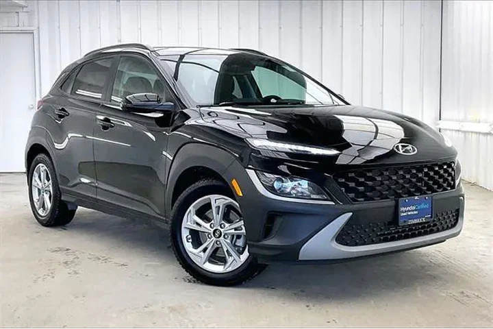 $19990 : Hyundai KONA 2023 AWD SEL 4d image 1