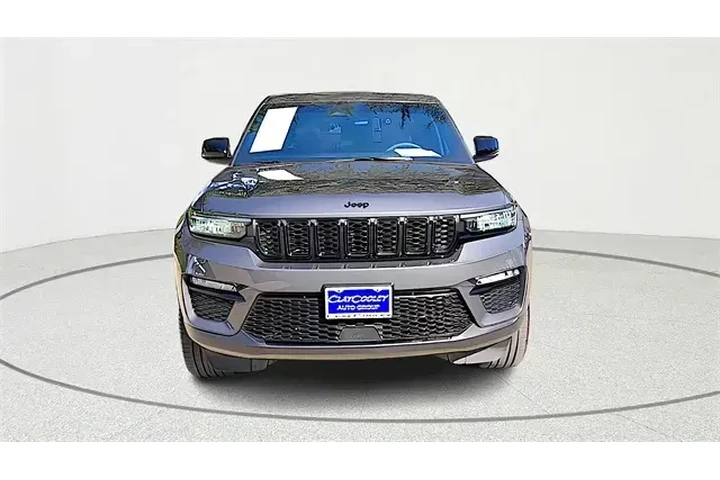 $33770 : Jeep Grand Cherokee 2024 4x4 image 2