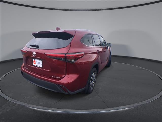 $35700 : PRE-OWNED 2021 TOYOTA HIGHLAN image 8