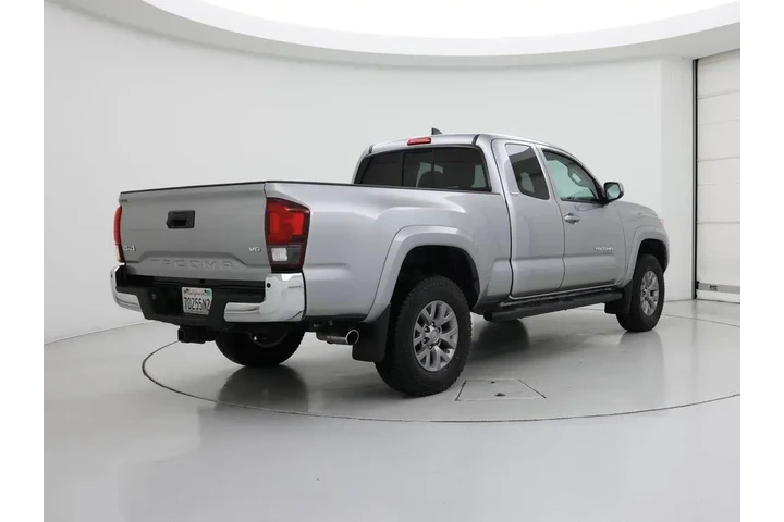 $35998 : Toyota Tacoma 2019 4x4 SR5 V image 8