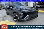 PRE-OWNED 2024 HYUNDAI KONA S en Madison WV