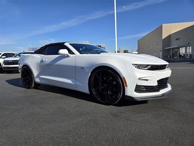 $53741 : Pre-Owned 2024 Camaro 2SS image 1