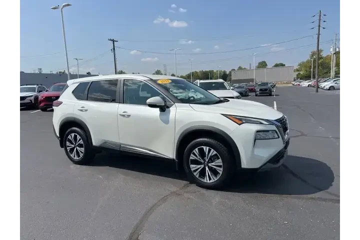 $27980 : Nissan Rogue 2023 AWD SV 4dr image 2