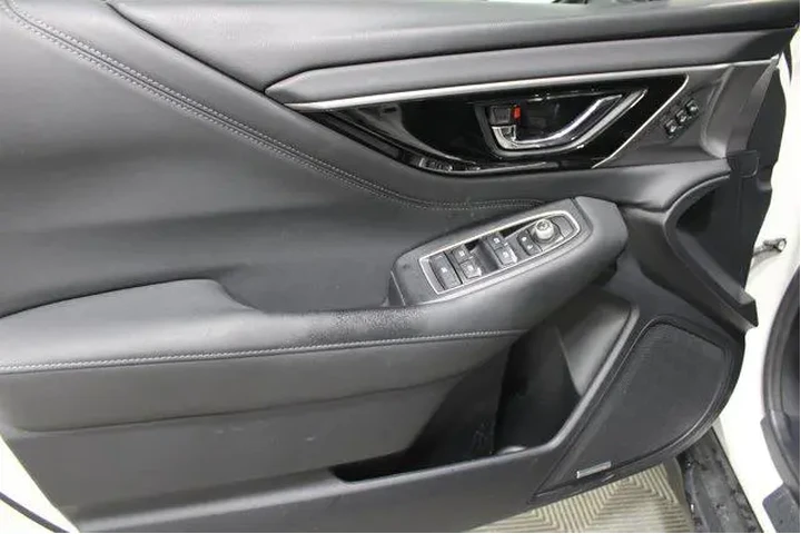 $24951 : Subaru Outback 2020 AWD Limi image 6