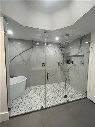 Shower glass door image 1