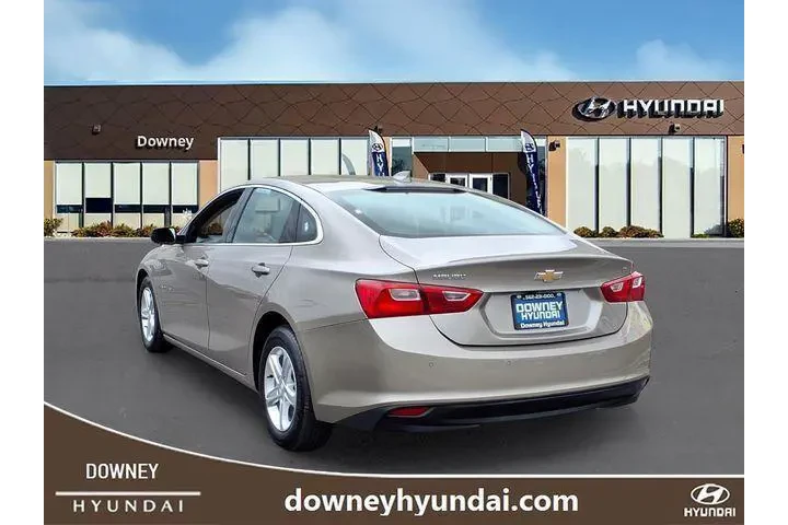 $16962 : Chevrolet Malibu 2023 LT 4dr image 6