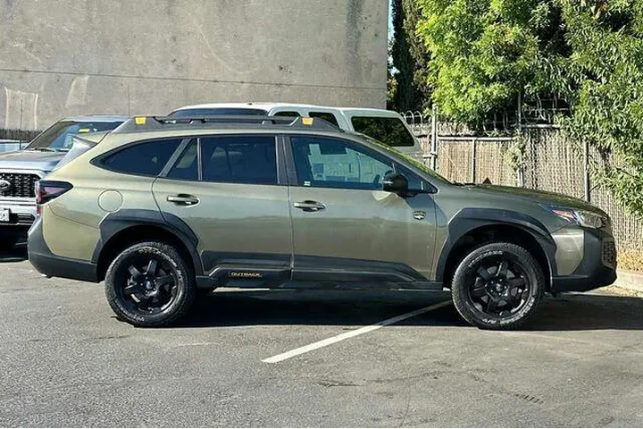$27502 : Subaru Outback 2024 AWD Wild image 7