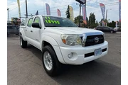 $18995 : 2011 Tacoma PreRunner V6 thumbnail